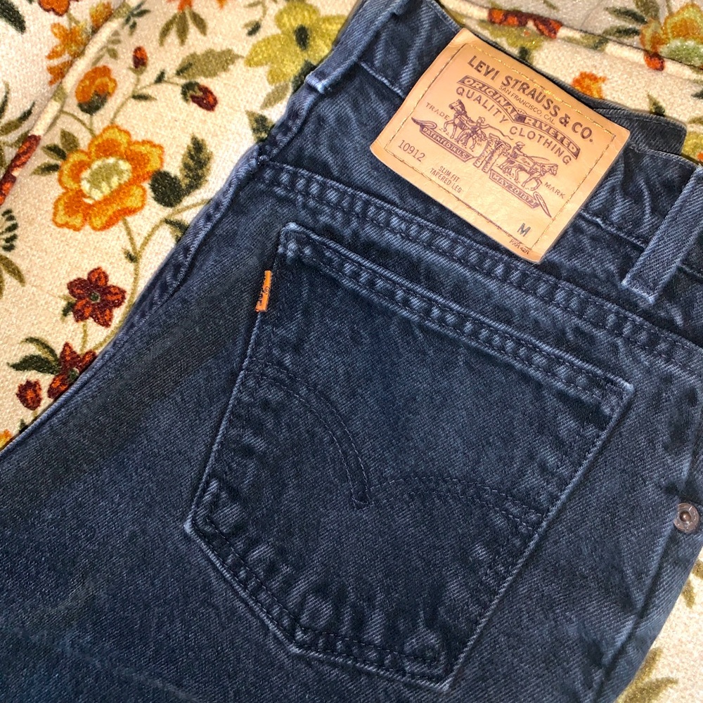 Vintage High Waist Levi black denim jeans 912 💖 orange label 💖